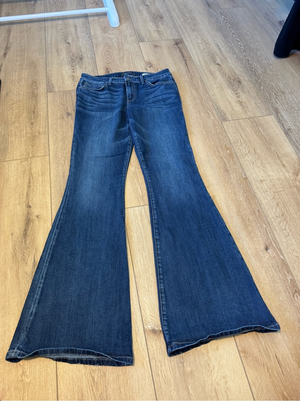Level 99 Womens Jeans Dahlia Flare Dark Wash Size 30